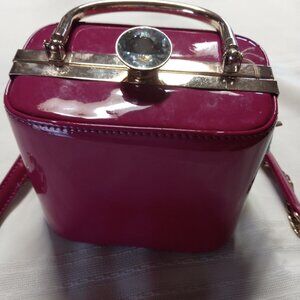 Li-Ning Fuscia Purse Boxy Crossbody New w/o tagsb